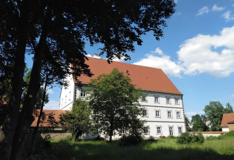 Schloß Dellmensingen, Germany